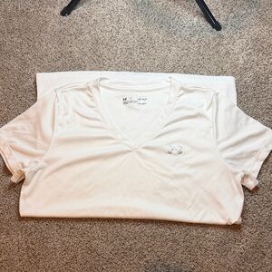 Under Armour Women's Cream V-Neck Tee